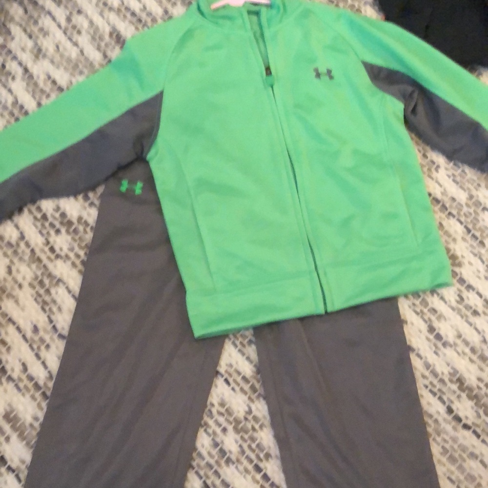 4t new under armour boys